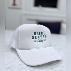 GIANT SLAYER Society trucker hat, barely worn excellent condition!